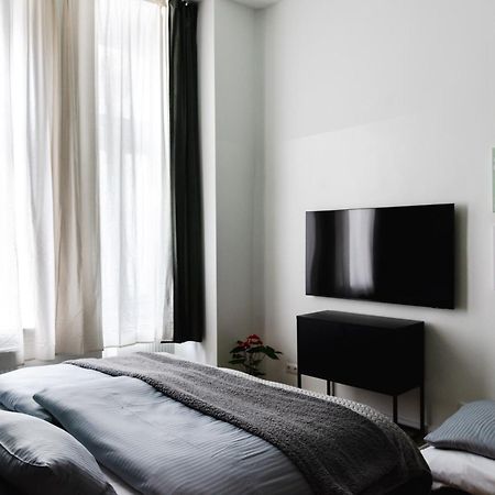 Exklusive Luxus-Unterkunft In Berlin Mitte: 2 Apartments, 130M², Designer-Moebel, Co2 Neutrale Reinigung Extérieur photo