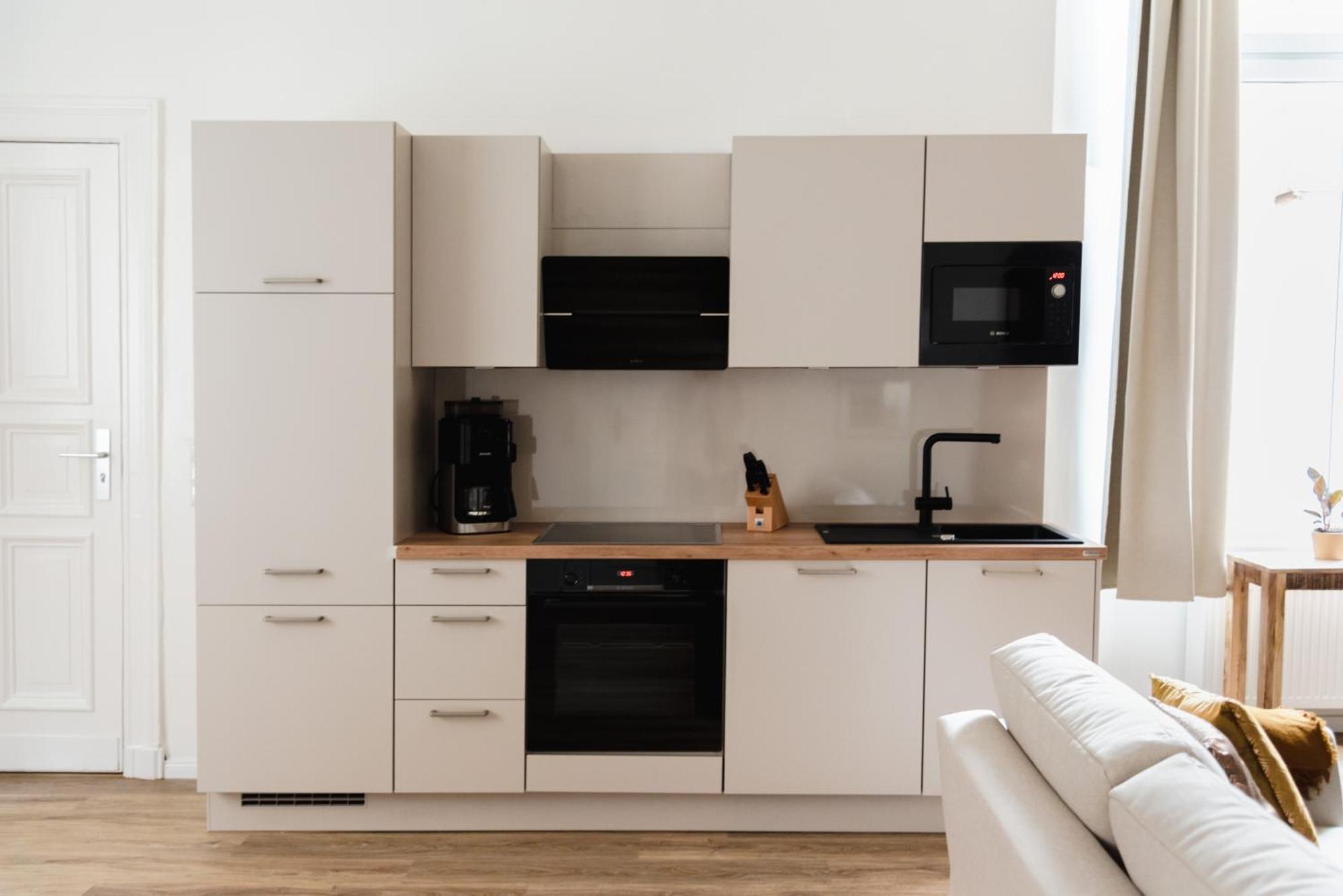 Exklusive Luxus-Unterkunft In Berlin Mitte: 2 Apartments, 130M², Designer-Moebel, Co2 Neutrale Reinigung Extérieur photo
